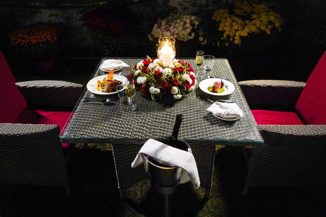 Country Inn Tarika Riverside Resort Jim Corbett Garjia エクステリア 写真