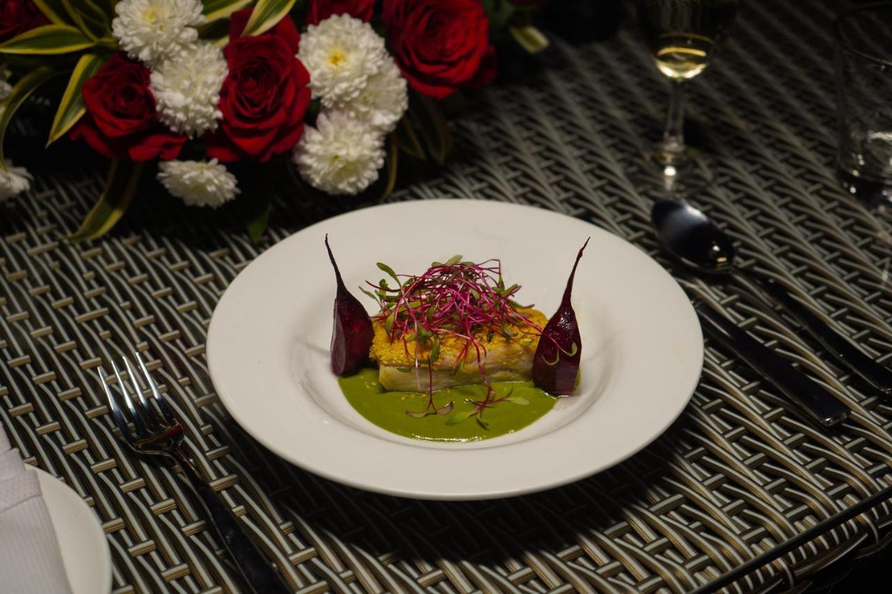Country Inn Tarika Riverside Resort Jim Corbett Garjia エクステリア 写真