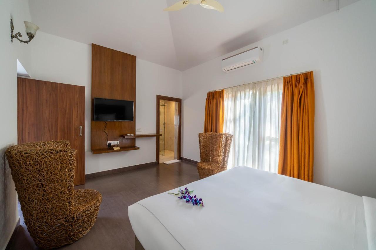 Country Inn Tarika Riverside Resort Jim Corbett Garjia エクステリア 写真