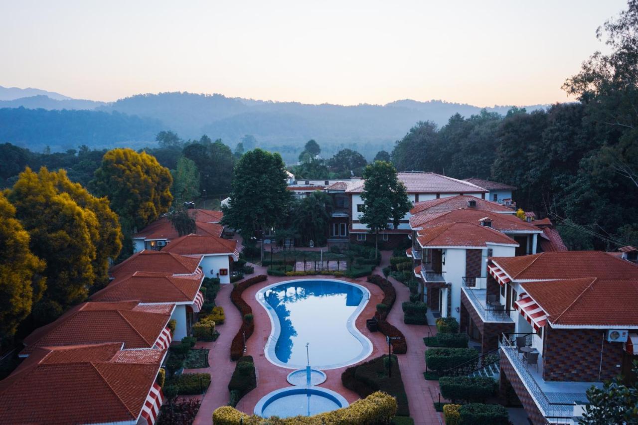 Country Inn Tarika Riverside Resort Jim Corbett Garjia エクステリア 写真