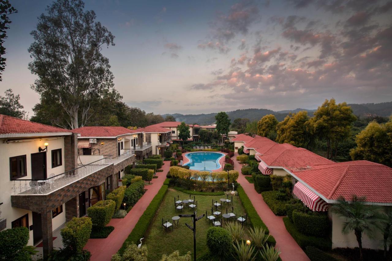 Country Inn Tarika Riverside Resort Jim Corbett Garjia エクステリア 写真