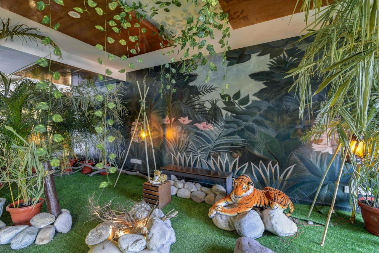 Country Inn Tarika Riverside Resort Jim Corbett Garjia エクステリア 写真