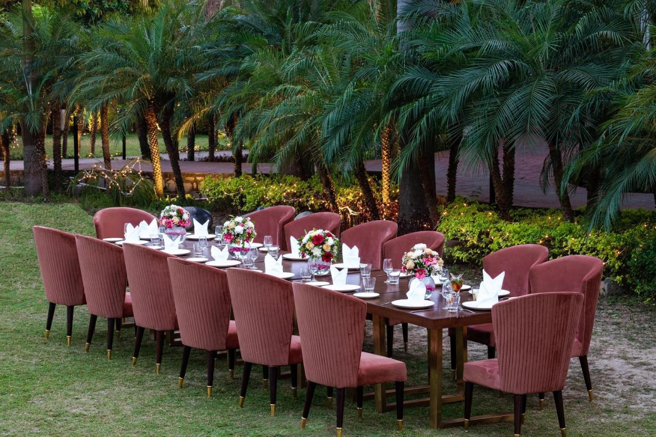 Country Inn Tarika Riverside Resort Jim Corbett Garjia エクステリア 写真
