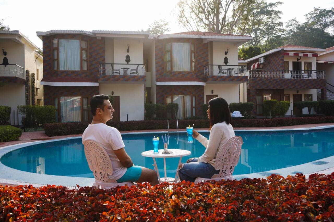 Country Inn Tarika Riverside Resort Jim Corbett Garjia エクステリア 写真